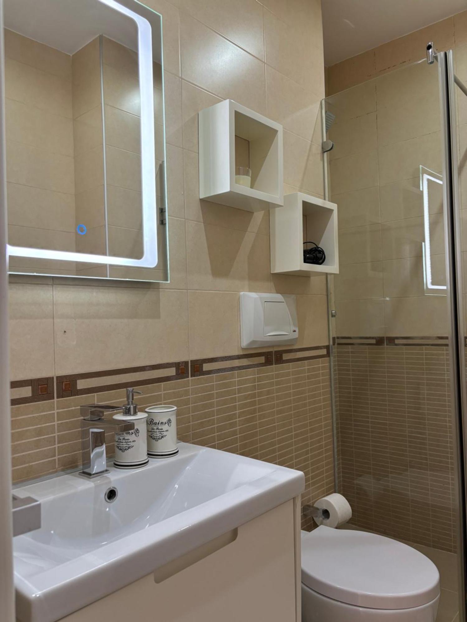 Tam Serviced 2Bdr Apartment City Center No6 Tirana Exterior foto