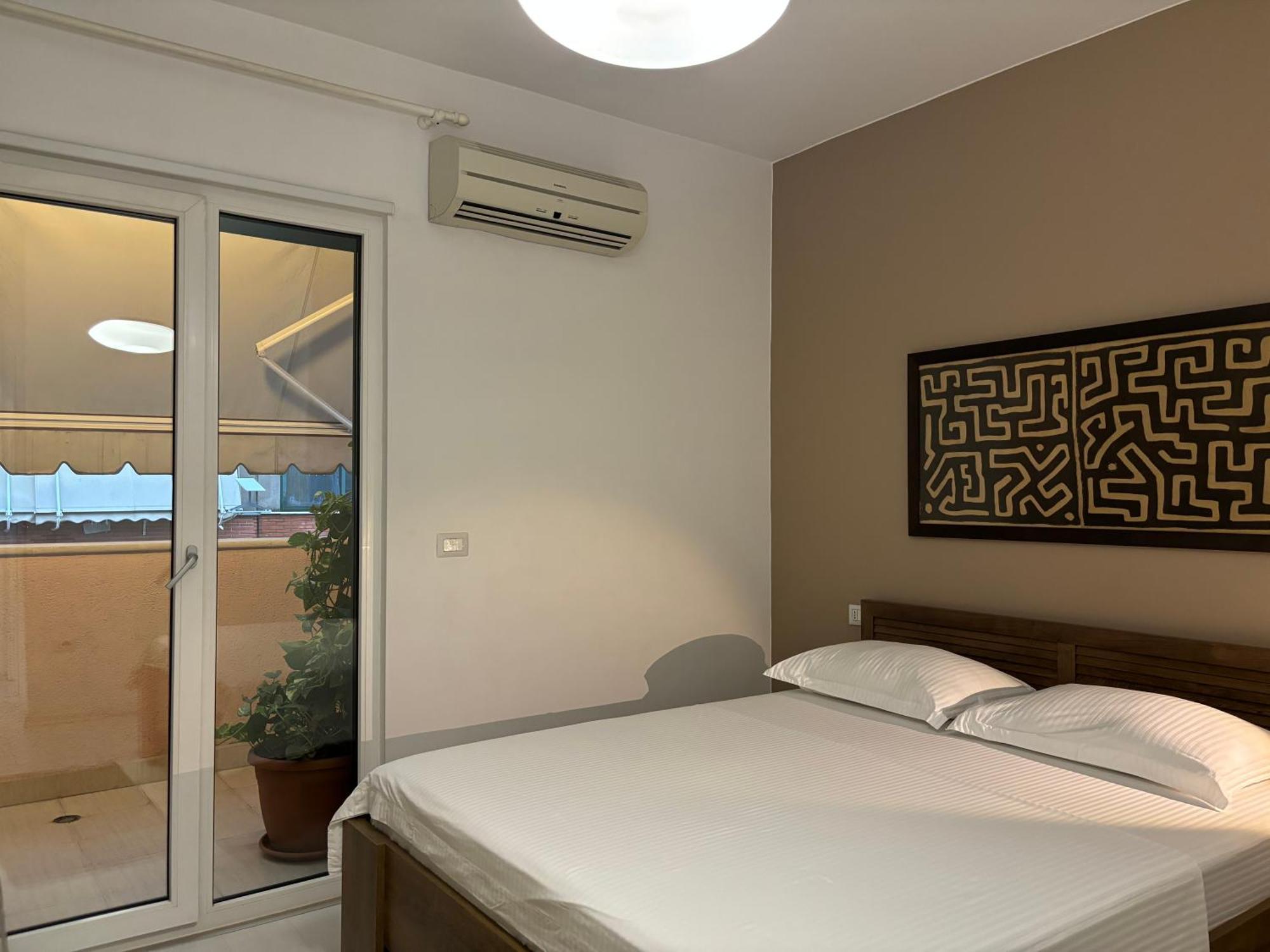 Tam Serviced 2Bdr Apartment City Center No6 Tirana Exterior foto