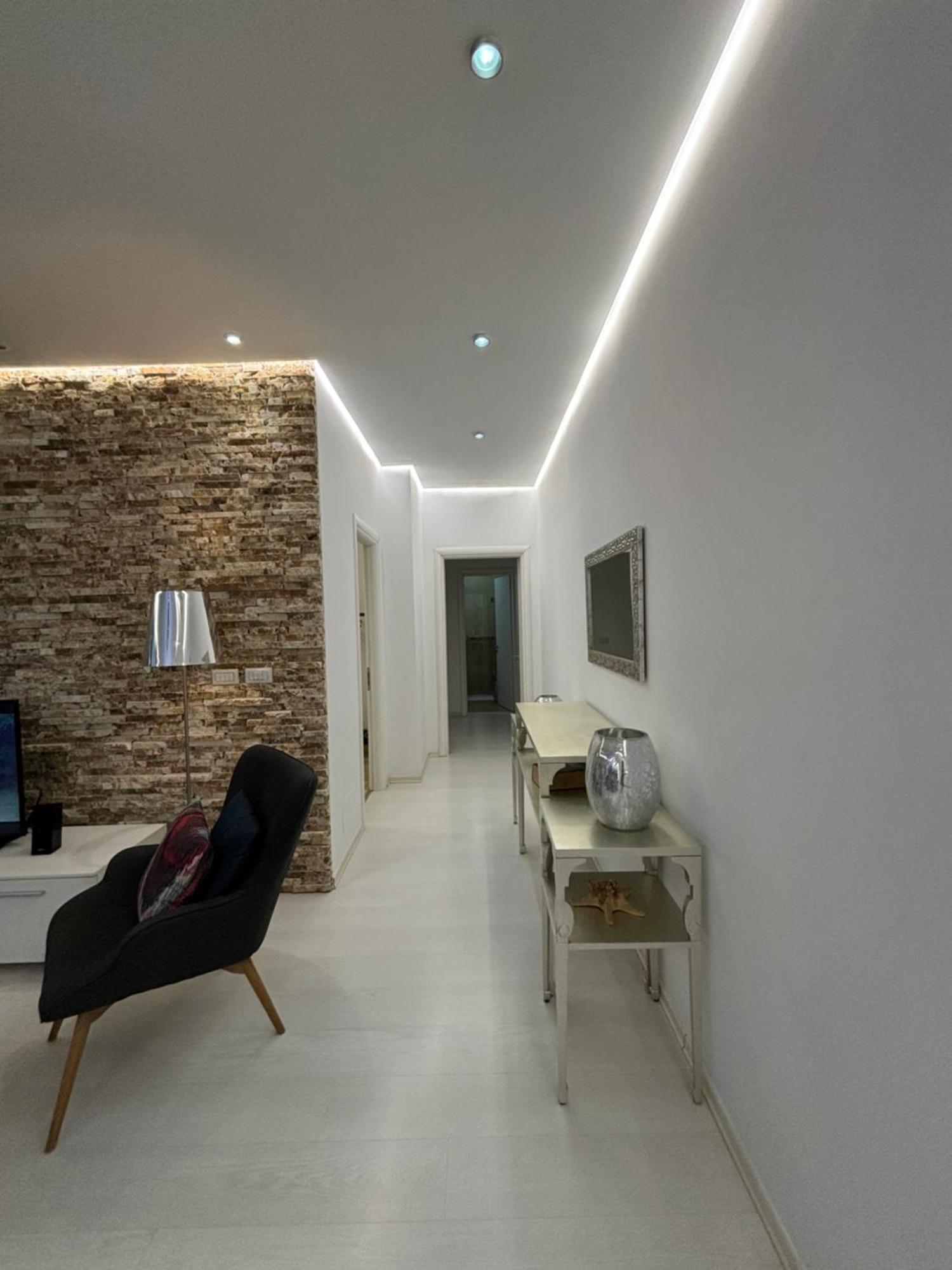 Tam Serviced 2Bdr Apartment City Center No6 Tirana Exterior foto